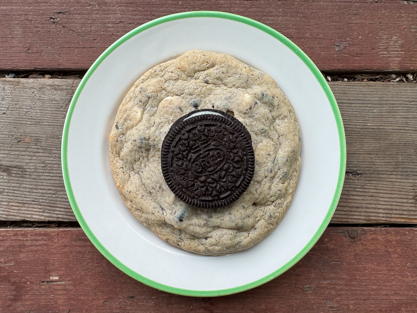 Cookies & Cream Oreo Cookie